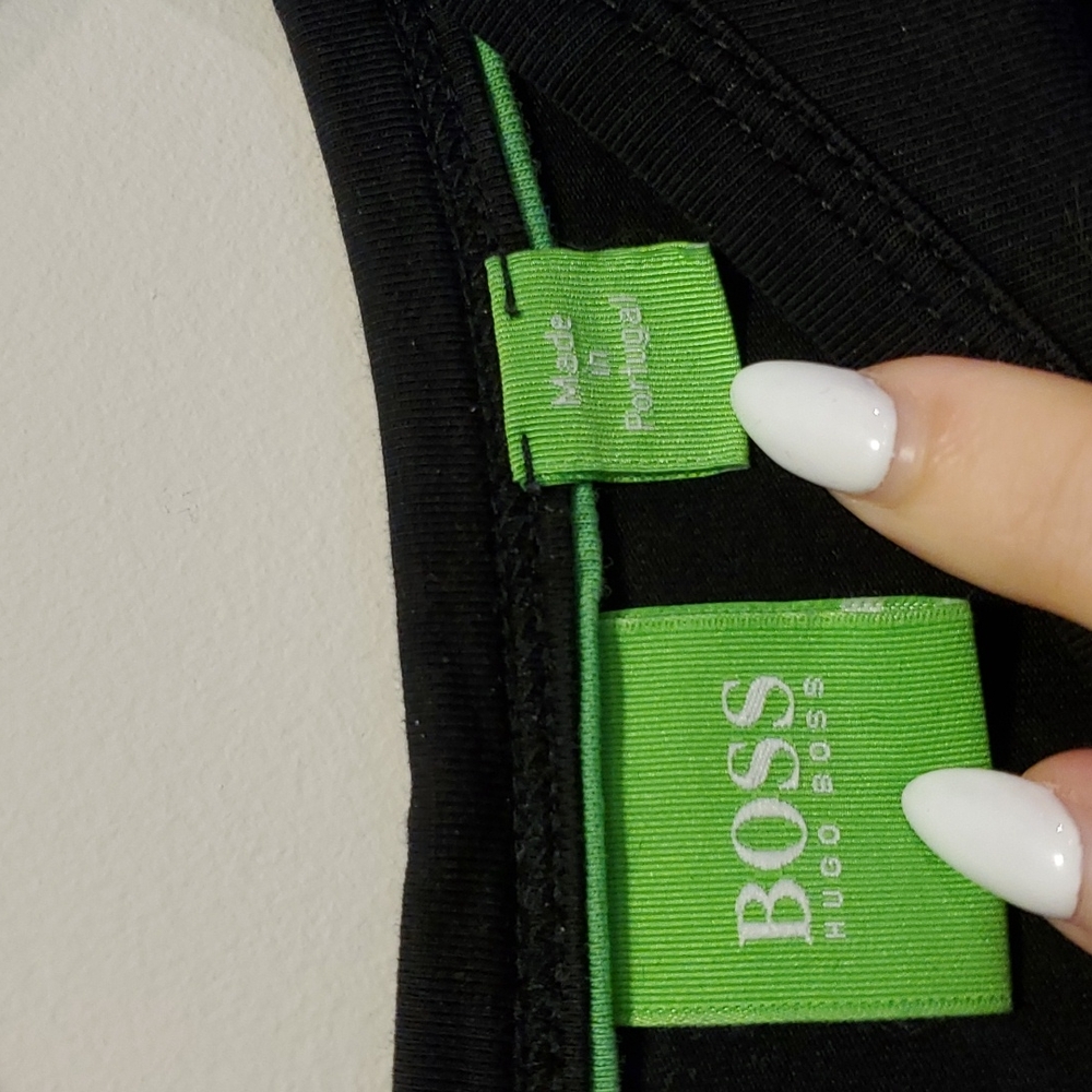 Hugo Boss - Picture 3 of 4